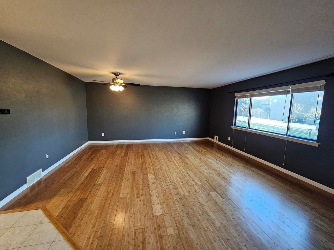 4203 Fox Ln - Photo 4 of 22