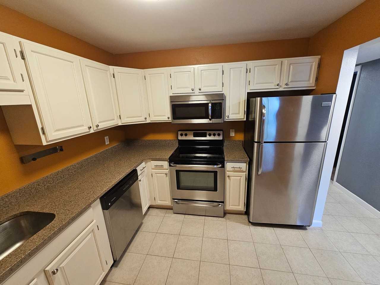 4203 Fox Ln - Photo 6 of 22