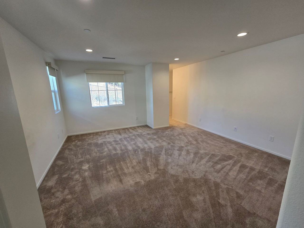 1910 Priest St - Photo 5 of 23