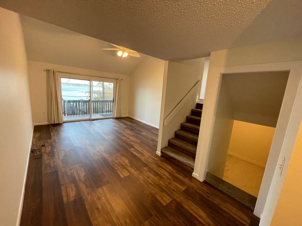 30 Marina Cove Dr - Photo 6 of 33
