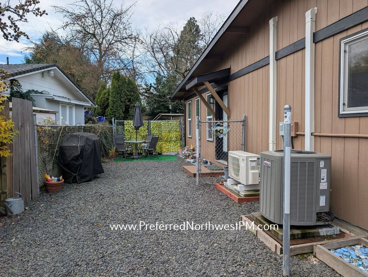 2522 Melrose Loop - Photo 2 of 10