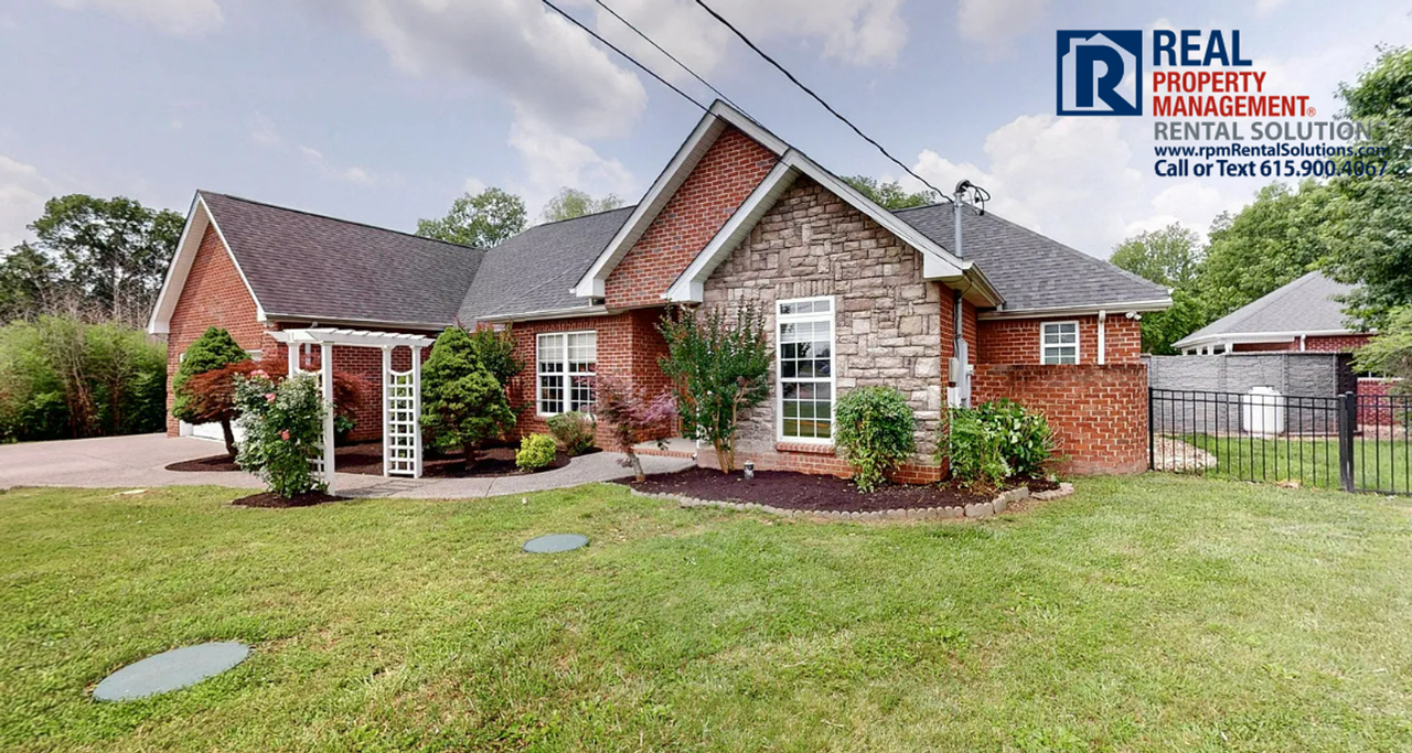 1205 Cascade Falls Dr - Photo 2 of 44