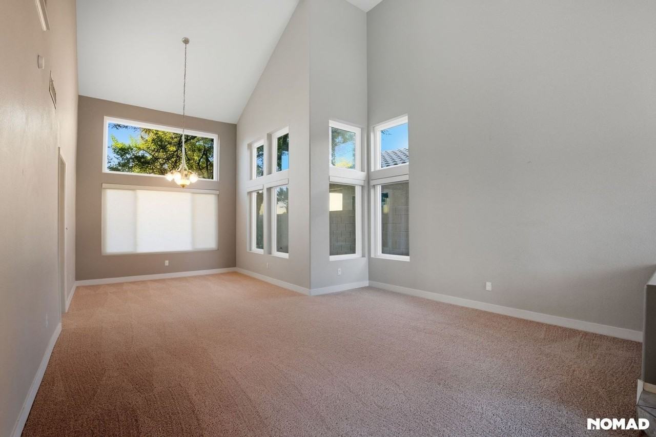 16626 S 15th St - Photo 7 of 28