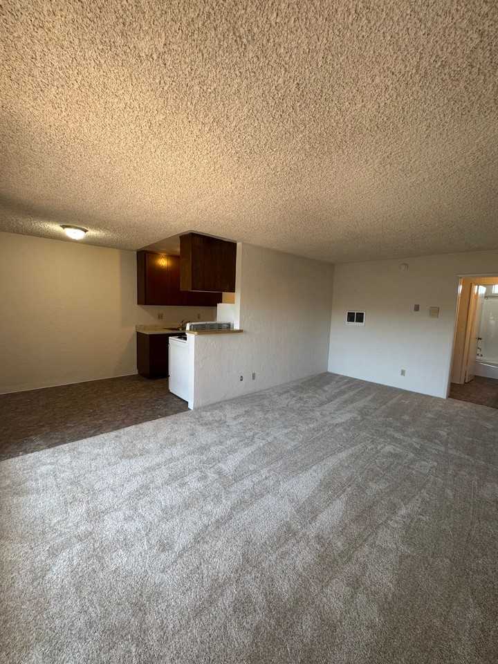 1636 Lomita Blvd - Photo 3 of 50