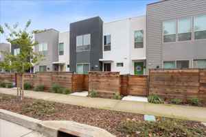 featured image of 6117 Bridgecross Dr