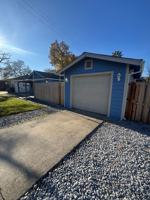 featured image of 2124 Garden Avenue