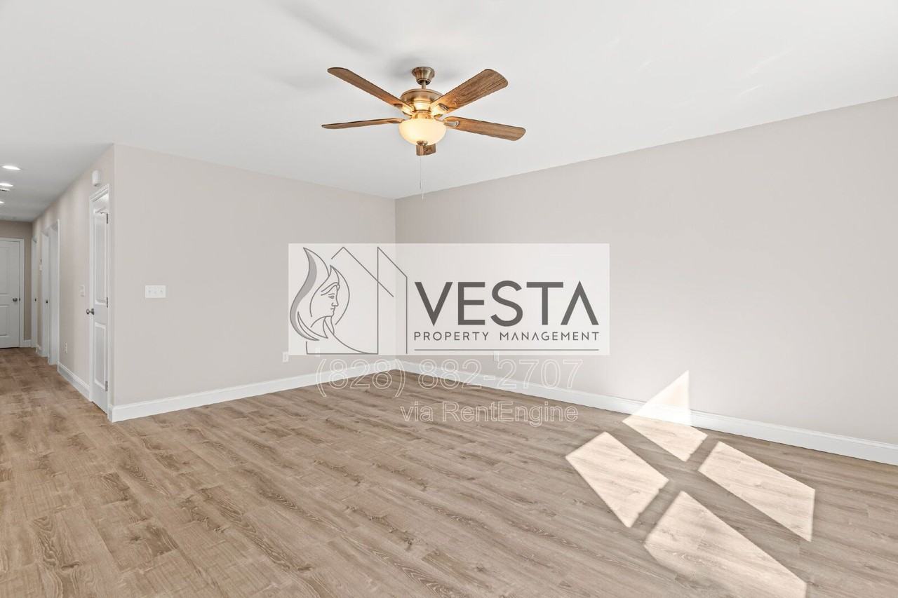 44 Rosemary Road - Photo 5 of 28