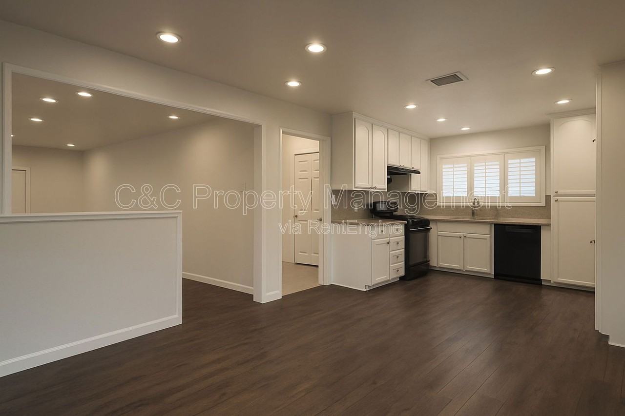 212 Derecho Way - Photo 5 of 21