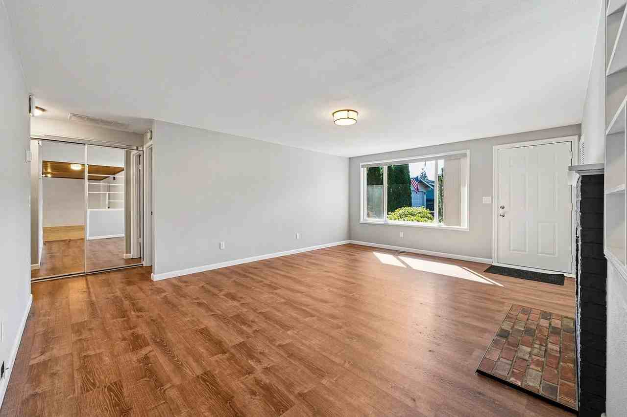 15518 Se 304th Pl - Photo 2 of 11