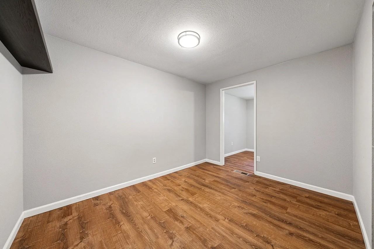 15518 Se 304th Pl - Photo 5 of 11