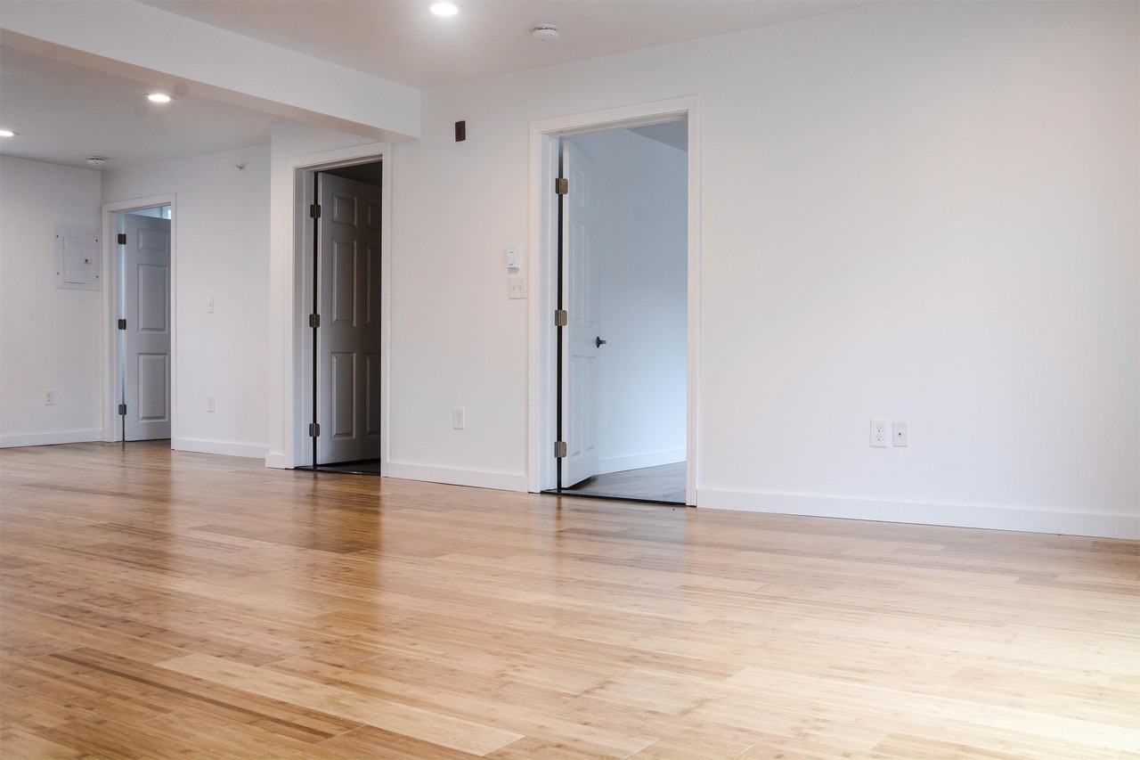 541 Main St #3 - Photo 4 of 24