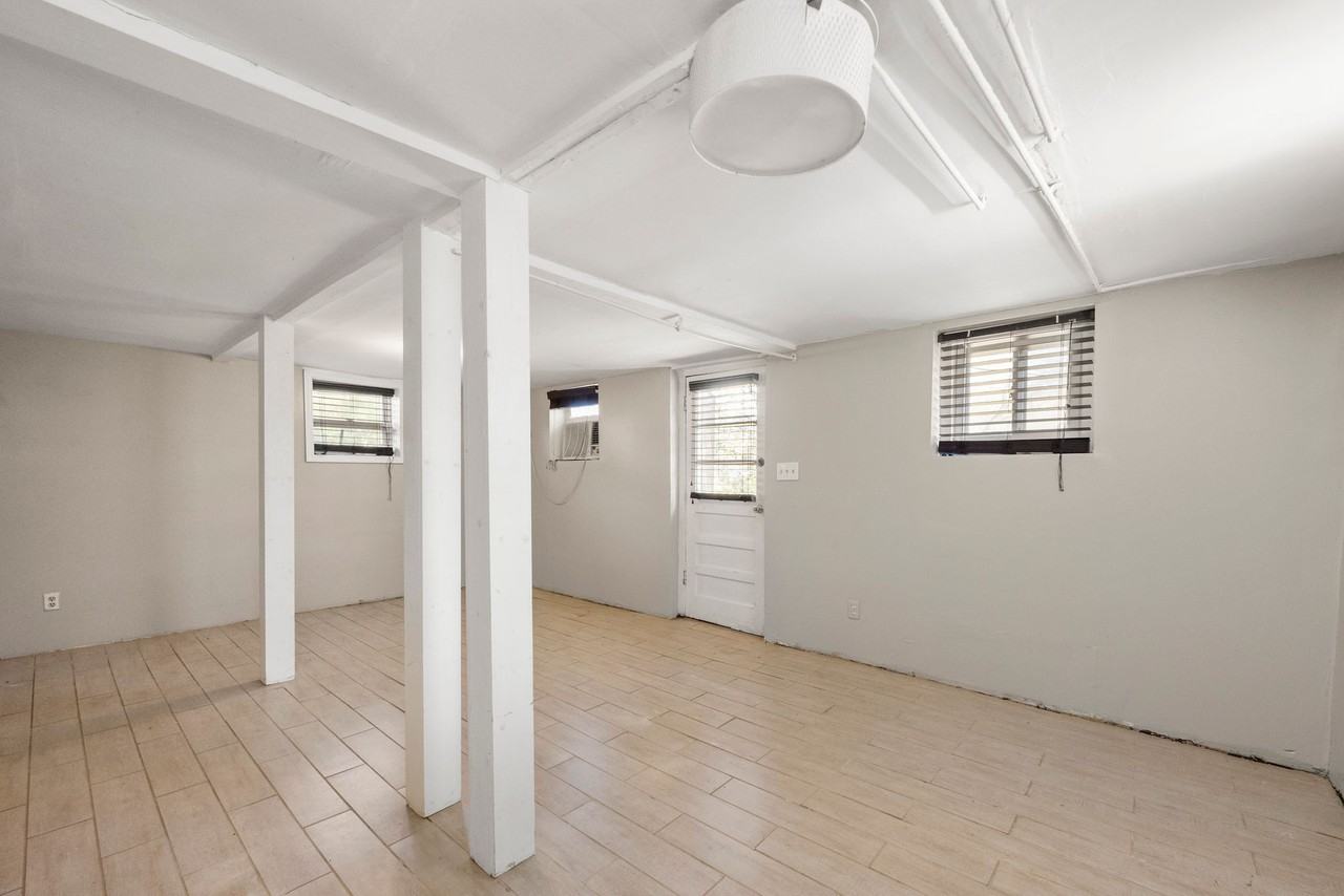 295 Elmira Pl Ne #D - Photo 6 of 14