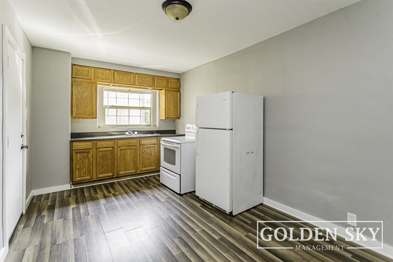 1516 N Wheeling Ave #2 - Photo 2 of 18