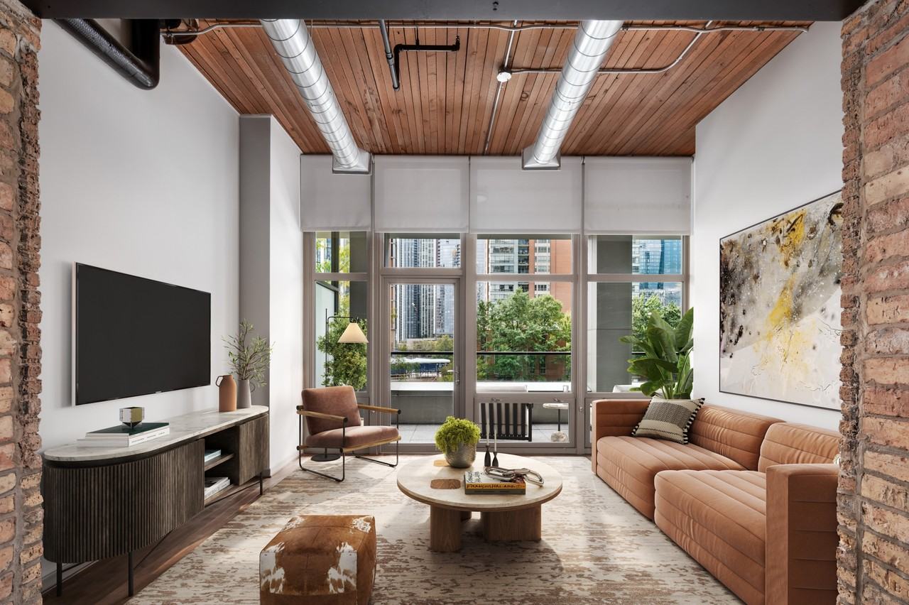 Lofts At River East - Photo 5 of 50