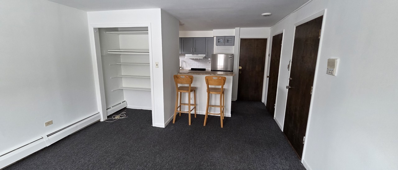 7427 Dixon St #A - Photo 4 of 6