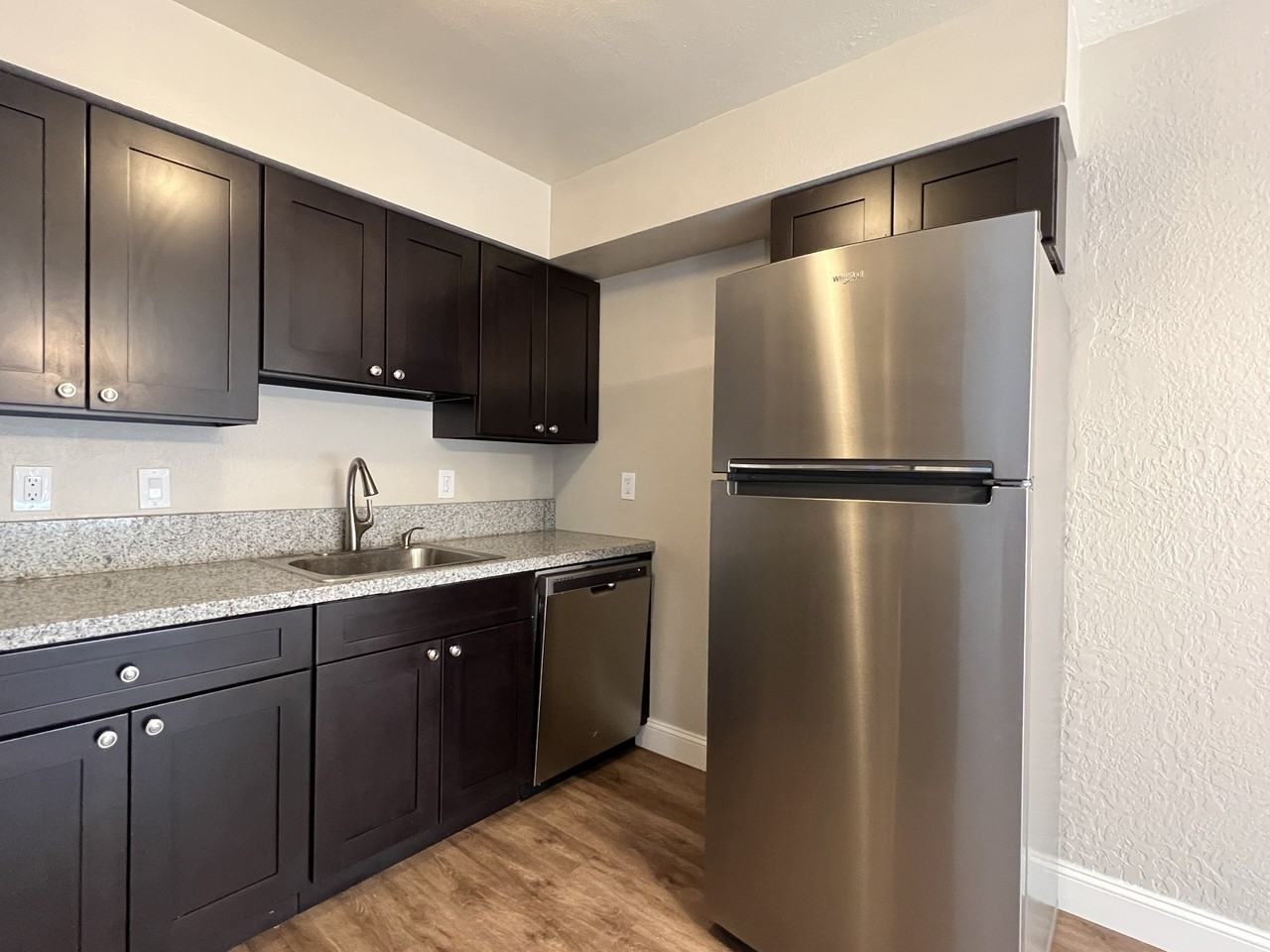 1108 Nakomis Dr Ne #A - Photo 5 of 11