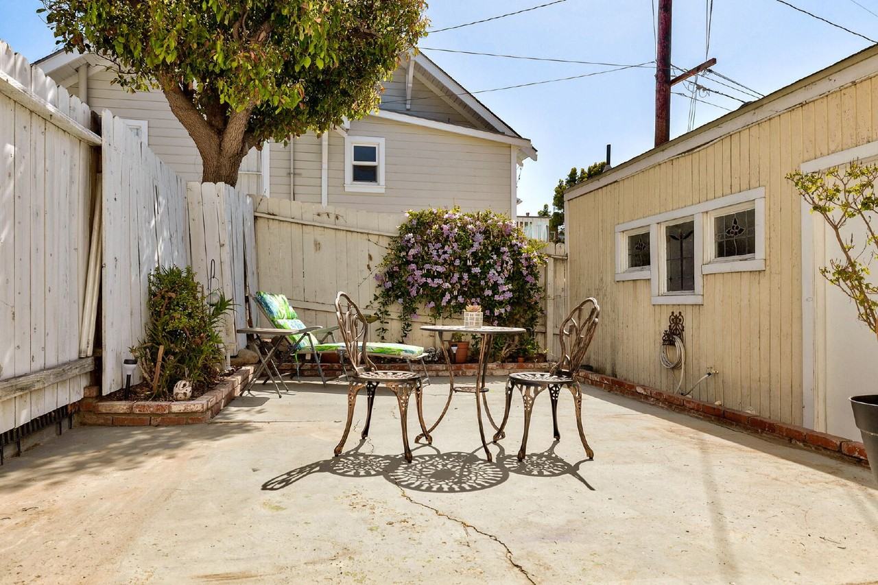 92 N Fir St - Photo 7 of 25