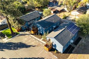 featured image of 454 Northeast Dekalb Avenue