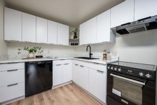 454 Northeast Dekalb Avenue - Photo 1 of 1