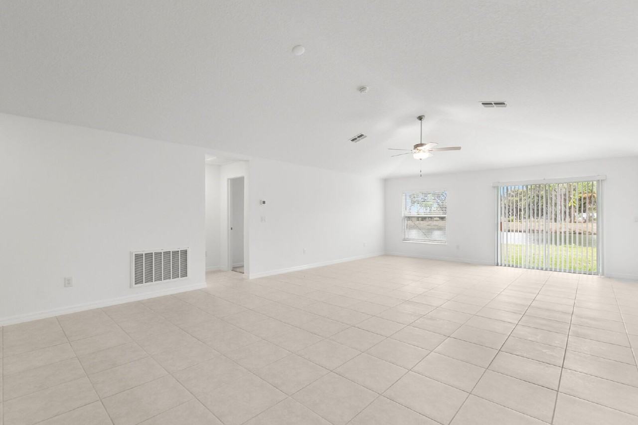 4045 Capri Coast Drive - Photo 4 of 28