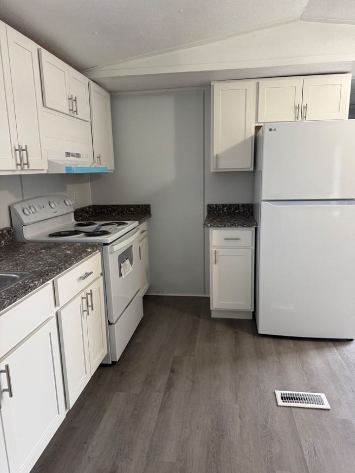 40 Friendly Cir - Photo 4 of 15