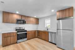 8119 N Lakeshore Dr - Photo 1 of 1