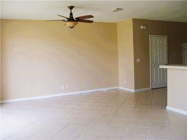 3027 N Evergreen Cir - Photo 5 of 8