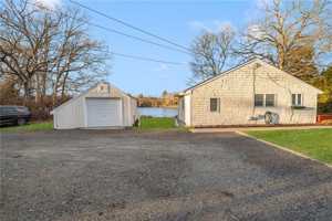 featured image of 8 Pine Lane