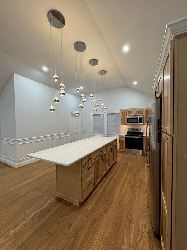 535 Hancock Street - Photo 3 of 27