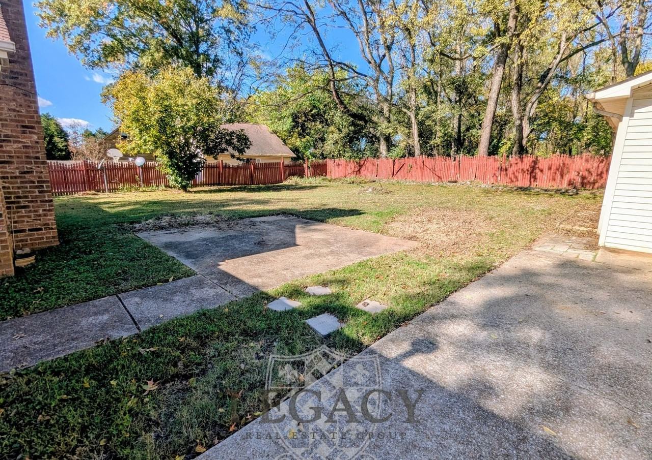 502 Irongate Blvd #203 - Photo 3 of 14