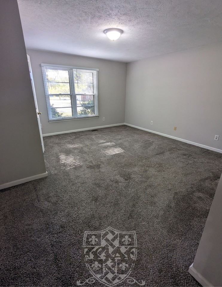 502 Irongate Blvd #203 - Photo 5 of 14
