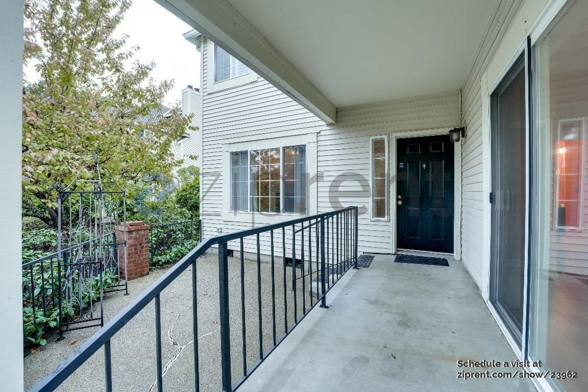 10909 Avondale Road Northeast #D113 - Photo 4 of 29