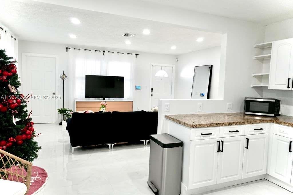 1213 Northwest 6th Avenue #0 - Photo 4 of 29