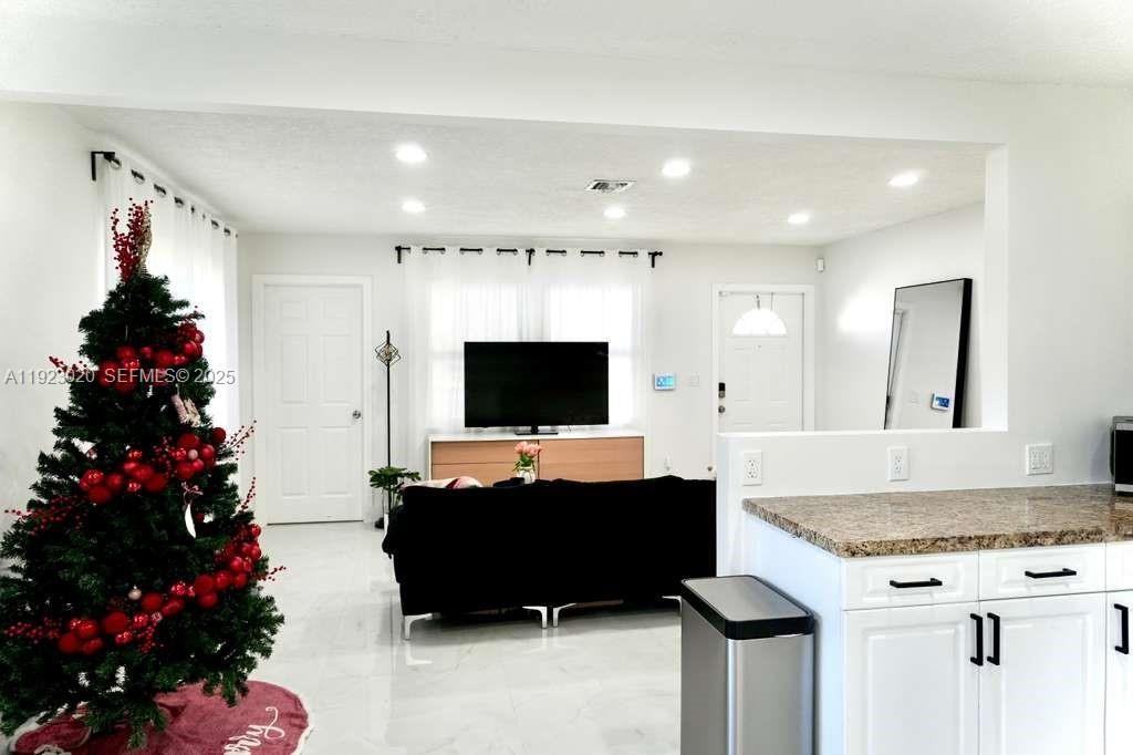 1213 Northwest 6th Avenue #0 - Photo 7 of 29