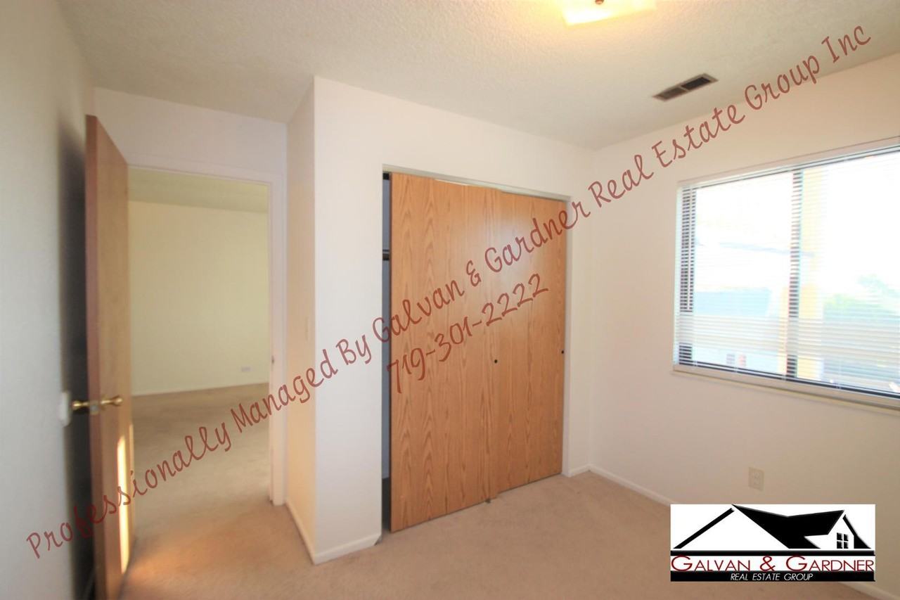 1180 Chiricahua Loop #6 - Photo 4 of 7