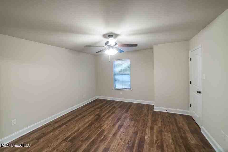 875 Reunion Place Cir - Photo 3 of 15