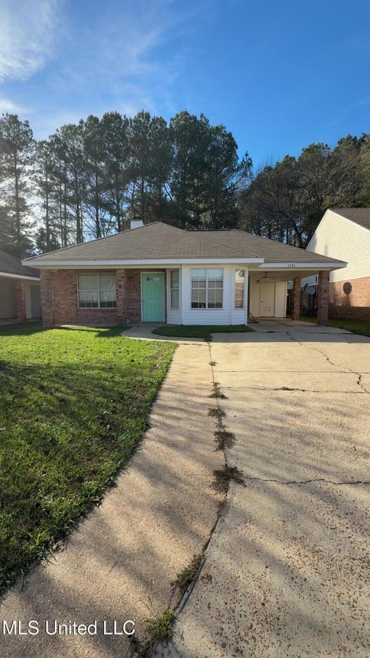 1531 Chelsea Ln - Photo 2 of 25