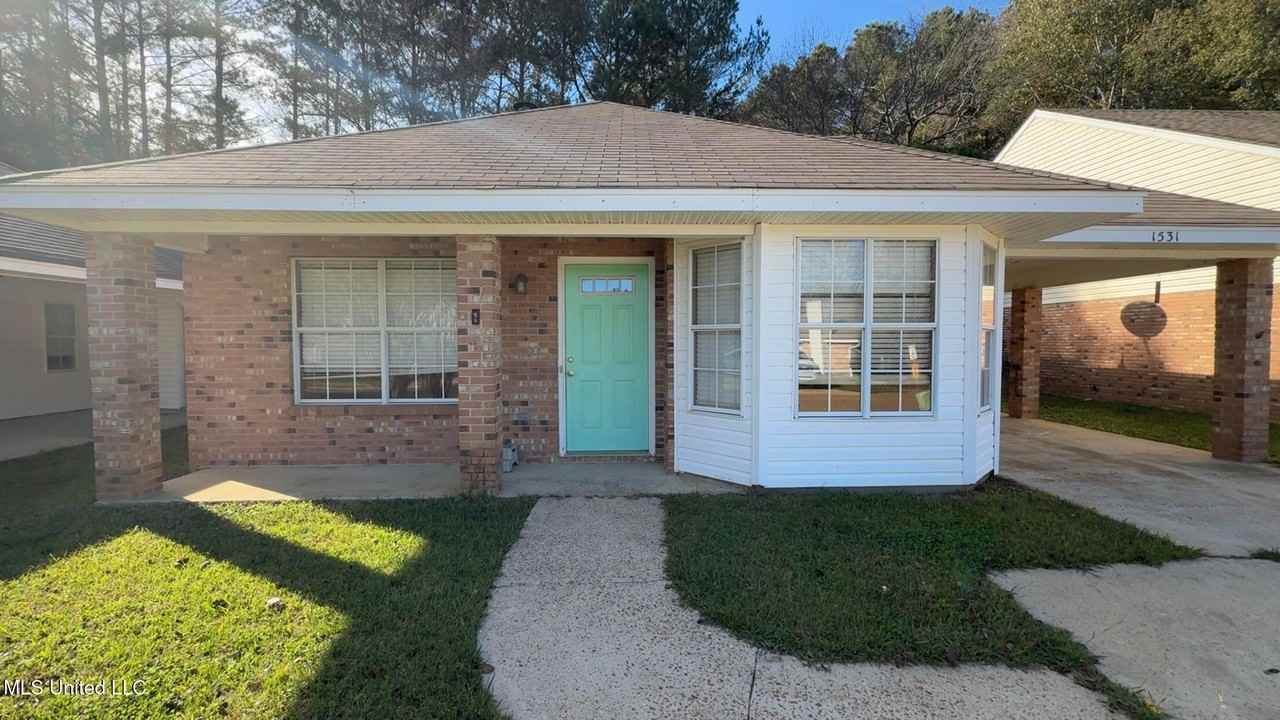 1531 Chelsea Ln - Photo 3 of 25