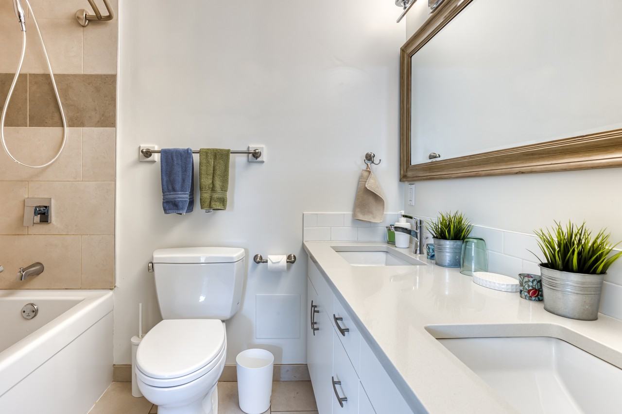 2725 Dunbar Street - Photo 6 of 23