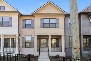 featured image of 552 Elliston Place