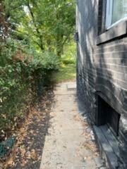 3621 Saint Marys Ln - Photo 6 of 10