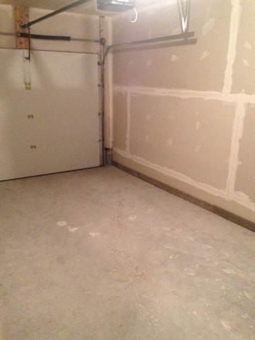 9806 - 89 Street - Unit B - Photo 3 of 14