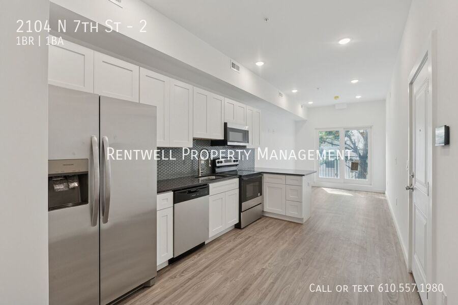 2104 N 7th St #2
