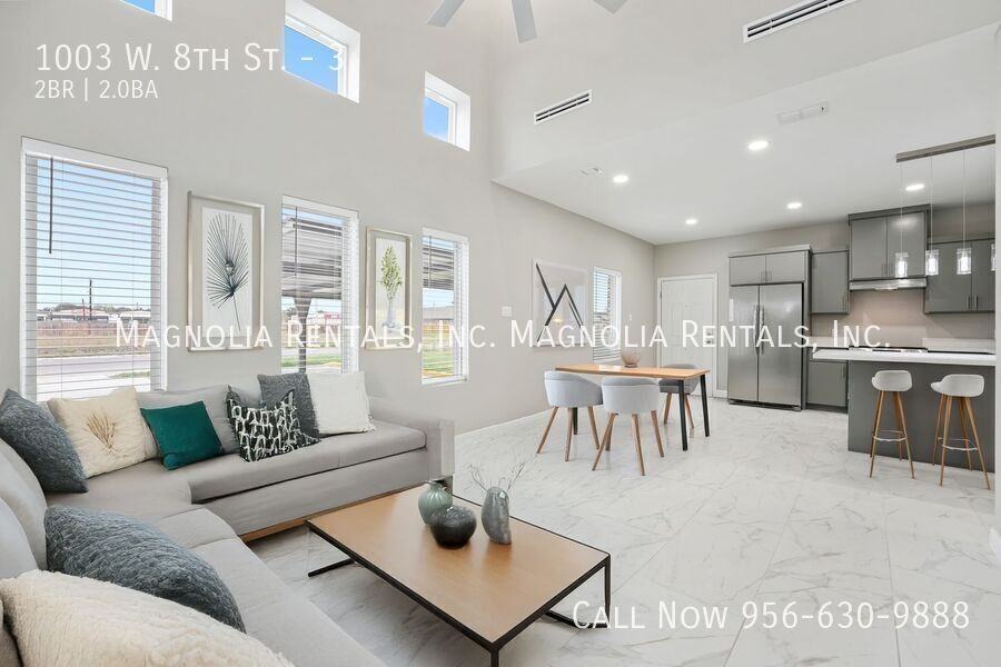 1003 W 8th St #3 - Photo 2 of 19