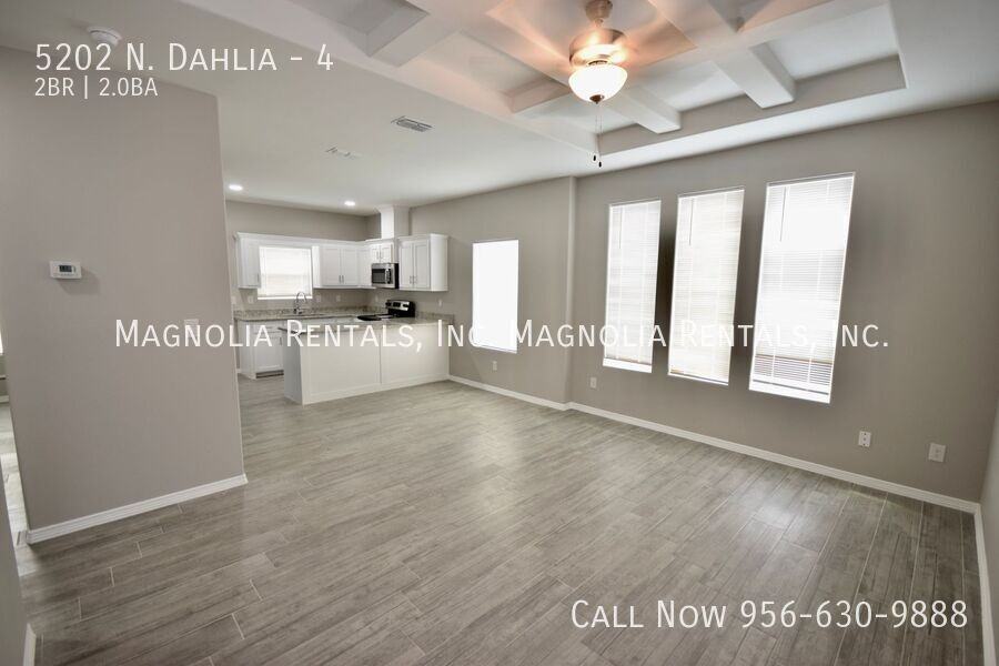 5202 N Dahlia St #4 - Photo 3 of 15