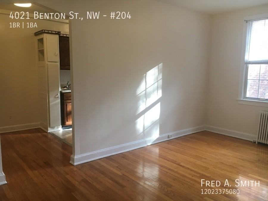 4021 Benton St Nw #204 - Photo 3 of 10