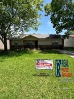 featured image of 10 Woodbriar Court