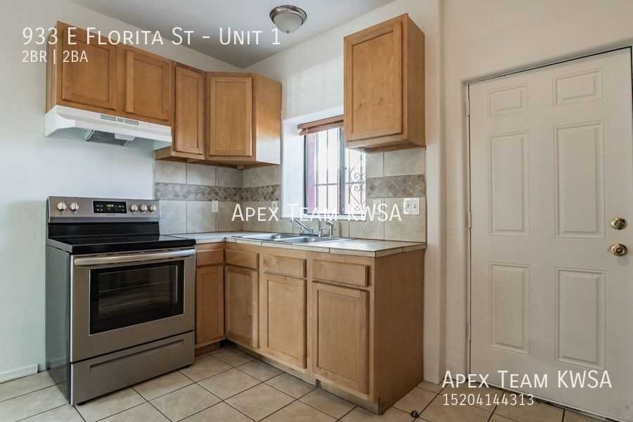 933 E Florita St #1 - Photo 5 of 30