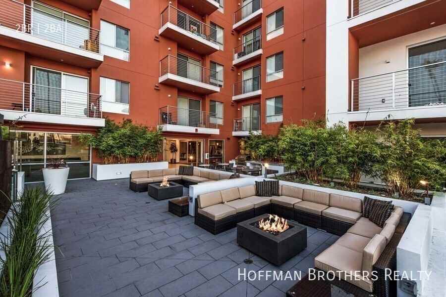 455 South Kenmore Avenue #408 - Photo 7 of 8