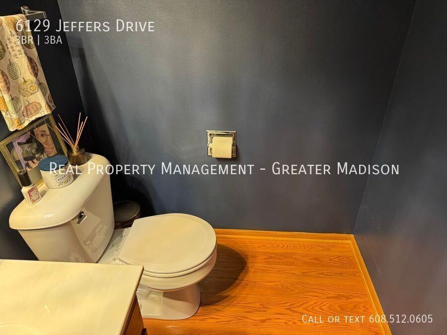 6129 Jeffers Drive - Photo 6 of 31